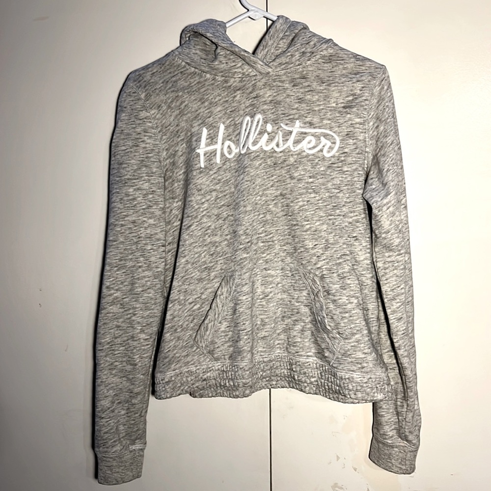 Hollister Grey Sweatshirt Size Medium